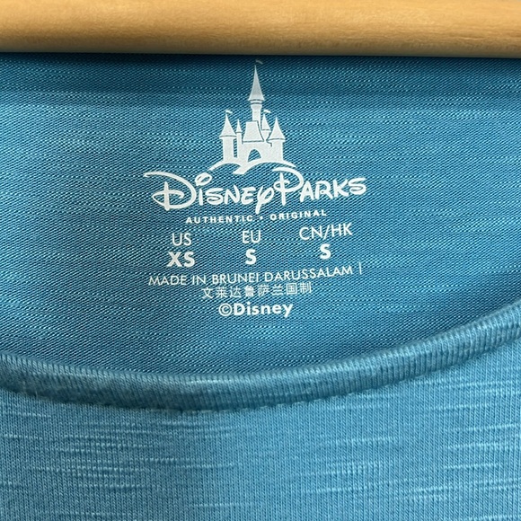 Disney Parks - Minnie & Minnie Lovecard Tee - XS - Picture 8 of 9
